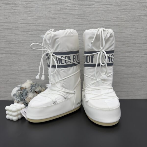 MoonBoot  Moon boot經典雪靴