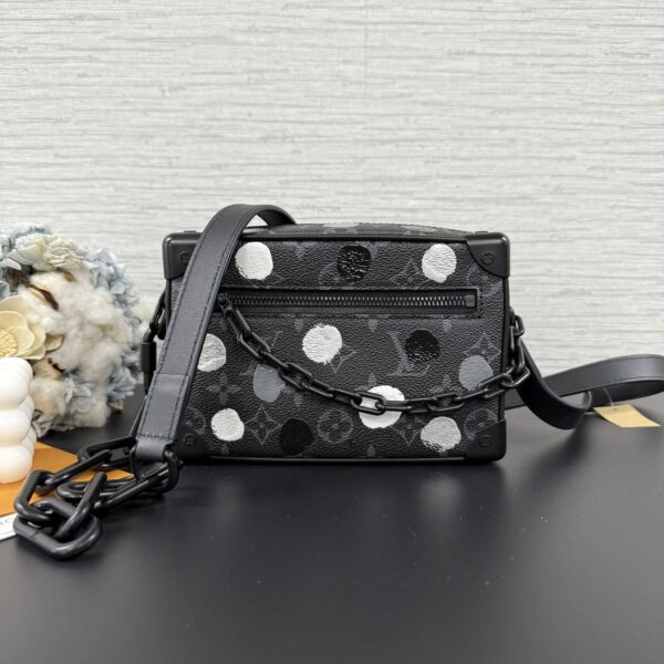 LOUIS VUITTON 聯名款MINI Soft Trunk