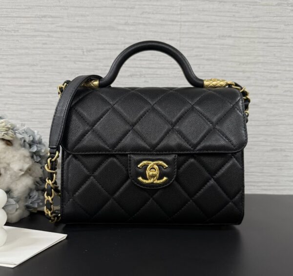 Chanel 24a手柄口蓋包