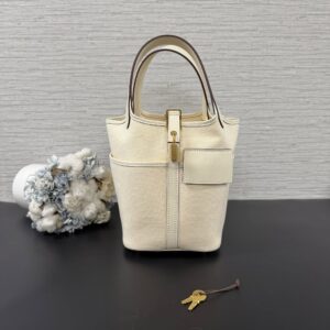 Hermès 全新Cargo菜籃18奶昔白