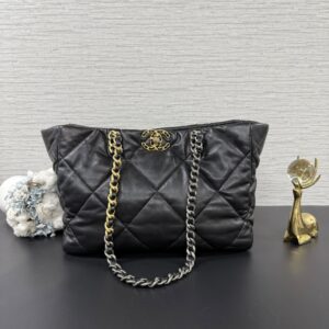 CHANEL 19tote(22559)