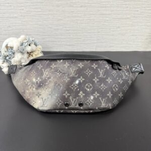 LOUIS VUITTON 炫亮星光腰包胸口包(22333)