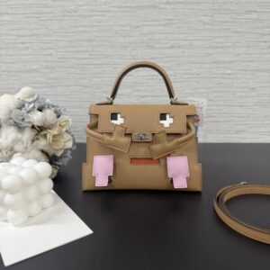 Hermès 全新kelly Doll奶茶色