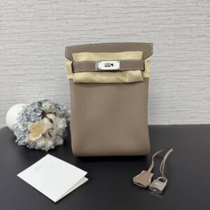 Hermes 全新hac a dos象灰(23140)