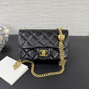 CHANEL 全新愛心調節口蓋（23117)