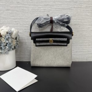Hermès 全新Mini Herbag熊貓(23228)