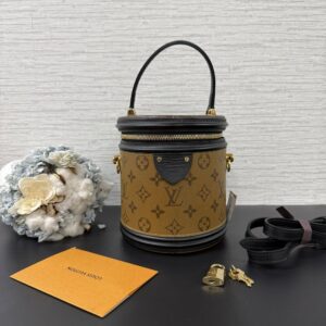 LOUIS VUITTON Cannes拼色圓桶(23428)