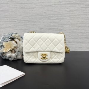 CHANEL全新金球方胖(23269)