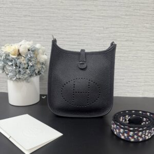 HERMES MINIEvelyne CANBA（近黑）(23306)