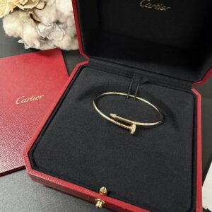 CARTIER 經典玫瑰金釘子半鑽鑽手鐲(23672)
