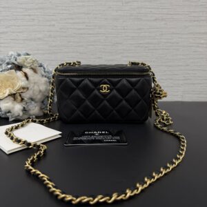 CHANEL 核桃球長盒子(23802)