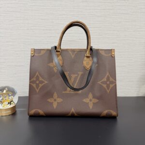 LOUIS VUITTON On the go mm(23947)