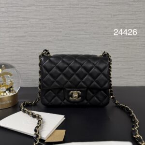 CHANEL 全新經典方胖黑金 (24466)