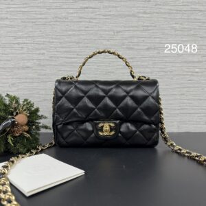 CHANEL 全新皮穿鏈手柄口蓋包(25048)