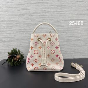 LOUIS VUITTON  NEO NOE草莓牛奶(25488)
