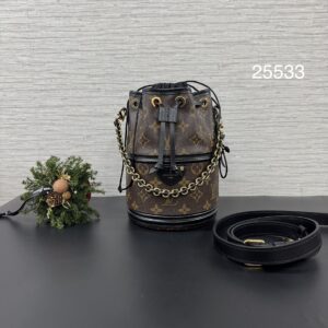 LOUIS VUITTON Canoé水桶(25533)