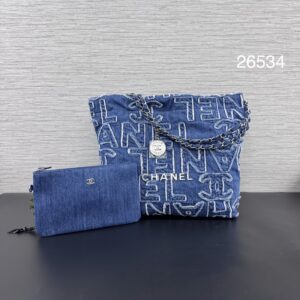 Chanel全新 22BAG單寧字母中(26534)