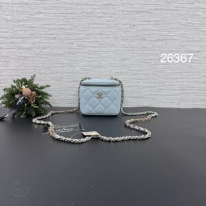 CHANEL 雙Ｃlogo鏈條小盒子(26367)