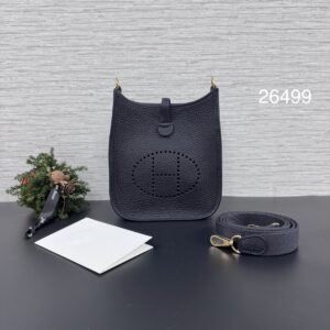 Hermes  全新MINIEvelyne CANBA（近黑）26499