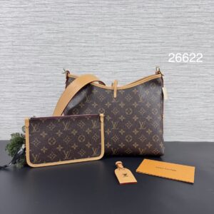 LOUIS VUITTON 全新CarryAll PM(26622)