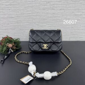 CHANEL 全新大珍珠CF口蓋包(26607)