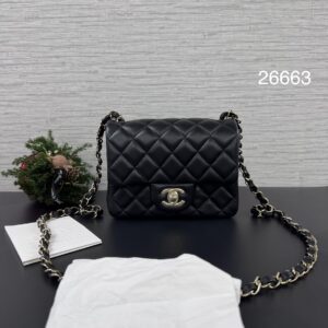 CHANEL 全新經典方胖黑金(26663)