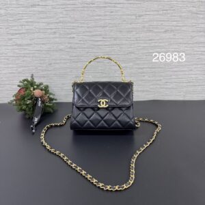 CHANEL 琺瑯手柄口蓋包黑金(26983)