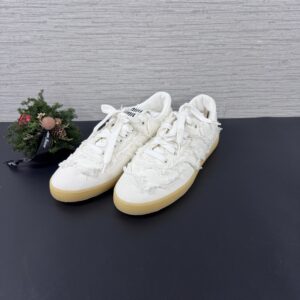 MIUMIU 全新 單寧小白鞋(26547)