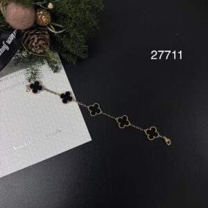 VCA梵克雅寶
全新Vintage Alhambra縞瑪瑙五花手鍊(27711)