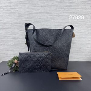LOUIS VUITTON 黑壓紋All In GM
(27828)