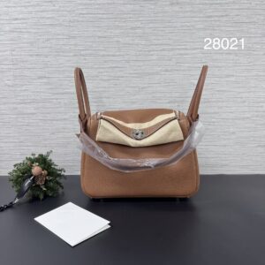 HERMES 全新LINDY26 金棕銀
(28021)