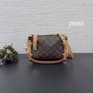 LOUIS VUITTON side trunk mm
(28063)