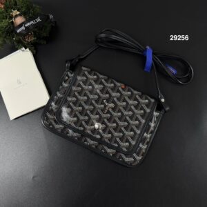 Goyard Plumet黑信封包(29256)