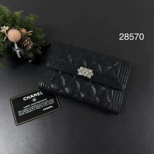 CHANEL BOY黑銀荔中夾(28570)
