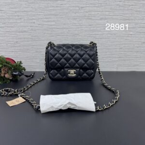 Chanel 經典黑金方胖(28981)