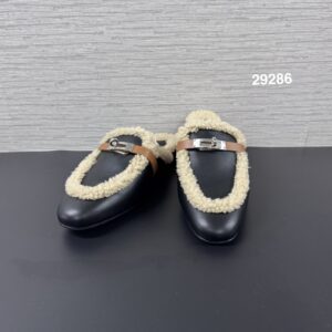 HERMES 全新羊羔毛Kelly扣穆勒鞋(29286)