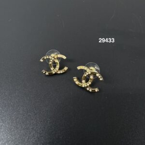 CHANEL 雙 C 水鑽耳環(29433)