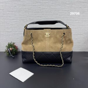 CHANEL 25A卡其麂皮hobo(29706)